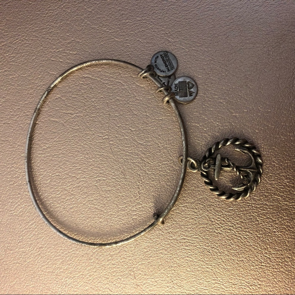 VGUC Alex and Ani Silver anchor bracelet